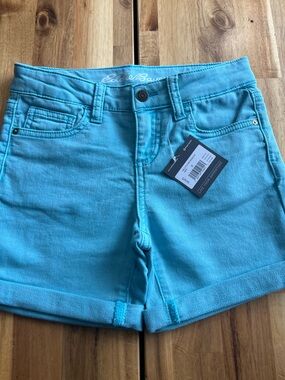 Eddie Bauer Girls Size 8 Turquoise Denim Shorts NWT